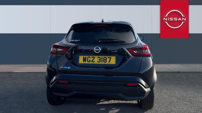 Nissan Juke 1.0 DiG-T 114 N-Connecta 5dr Petrol Hatchback